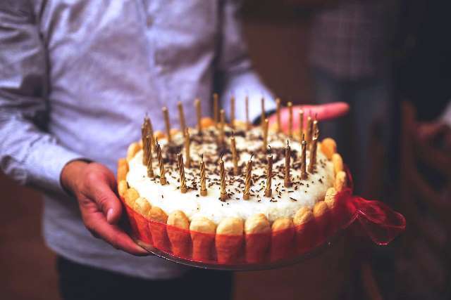 food-sweet-cake-candles-6203.jpg